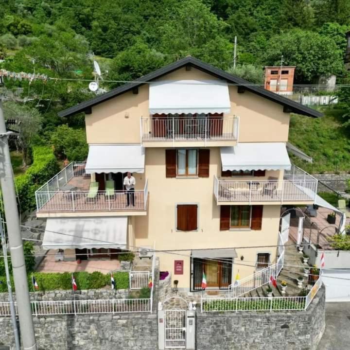 B&B-Foresteria Casa Della Musica Lake Como Mandello del Lario Εξωτερικό φωτογραφία