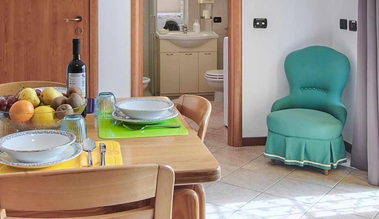 B&B-Foresteria Casa Della Musica Lake Como Mandello del Lario Δωμάτιο φωτογραφία