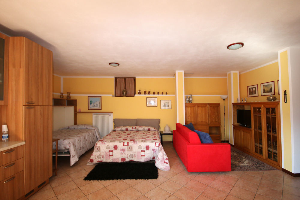 B&B-Foresteria Casa Della Musica Lake Como Mandello del Lario Εξωτερικό φωτογραφία
