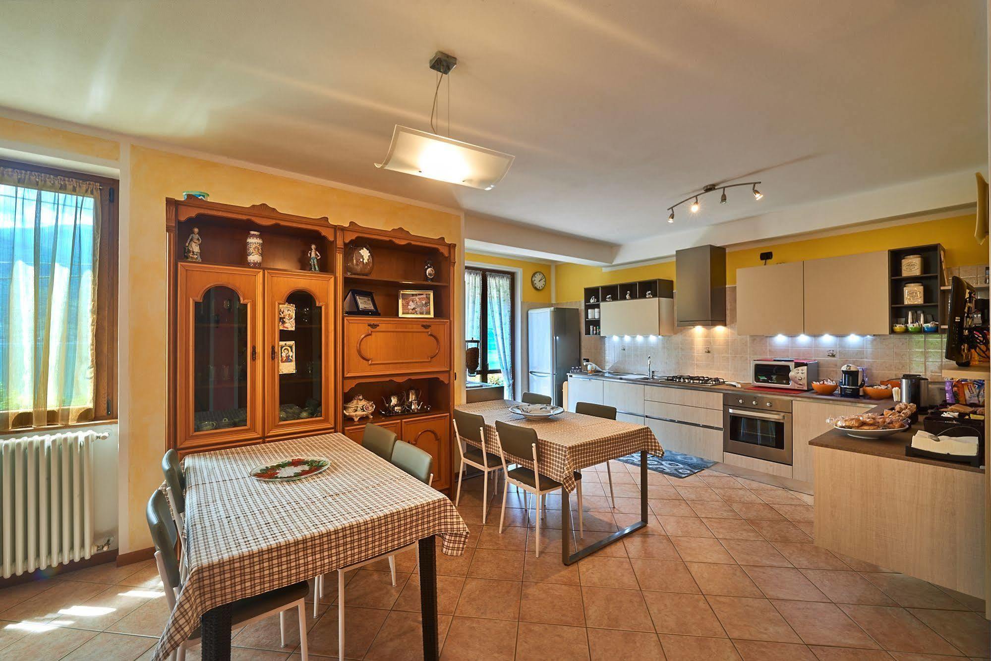 B&B-Foresteria Casa Della Musica Lake Como Mandello del Lario Εξωτερικό φωτογραφία