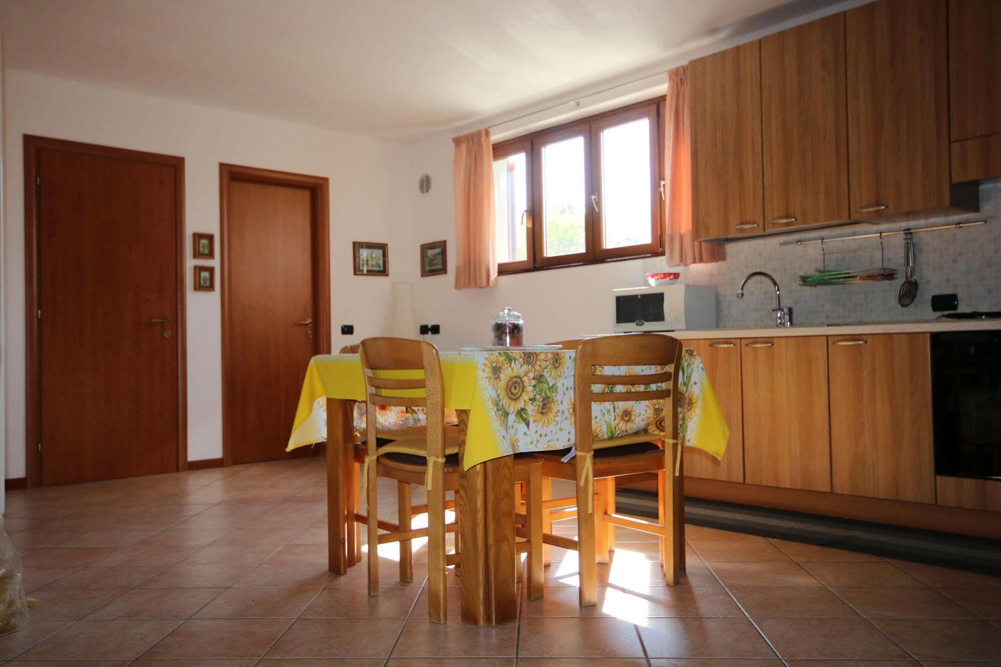 B&B-Foresteria Casa Della Musica Lake Como Mandello del Lario Εξωτερικό φωτογραφία